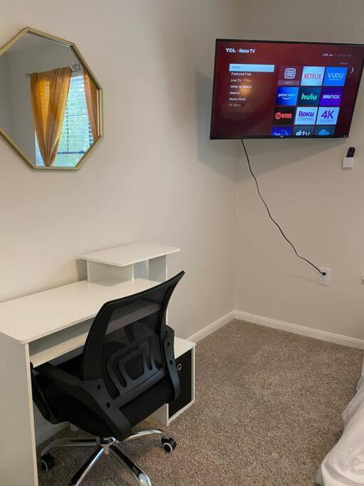 Your Warm Spacious Unit With Pool - Medical Center Х'юстон Екстер'єр фото